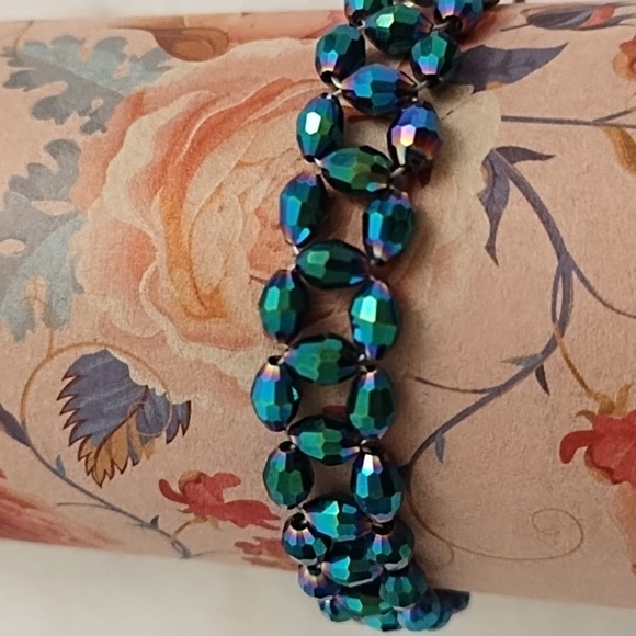 Vintage Brass Wire Woven Iridescent Green Faceted Beads Toggle Clasp - Picture 4 of 11